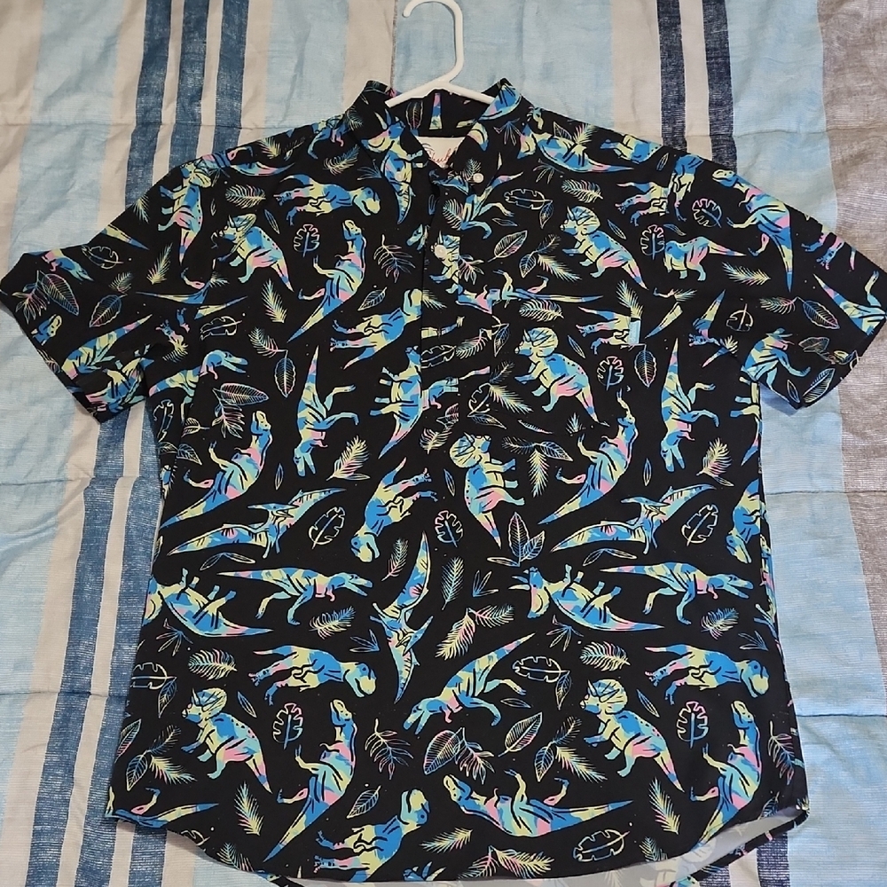Chubbies Men's Black Dinosaur Print Polo Medium